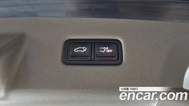 Kia Carnival Generation 4 — Фото автомобиля 20