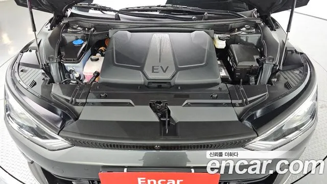 Kia EV6 — Фото автомобиля 6