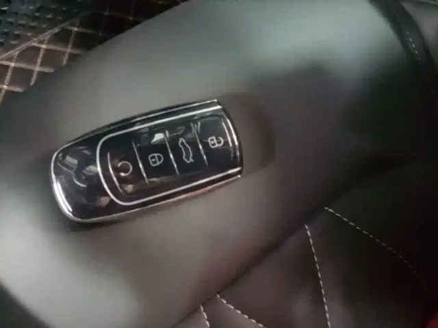 Chery Arrizo 8 — Фото автомобиля 8
