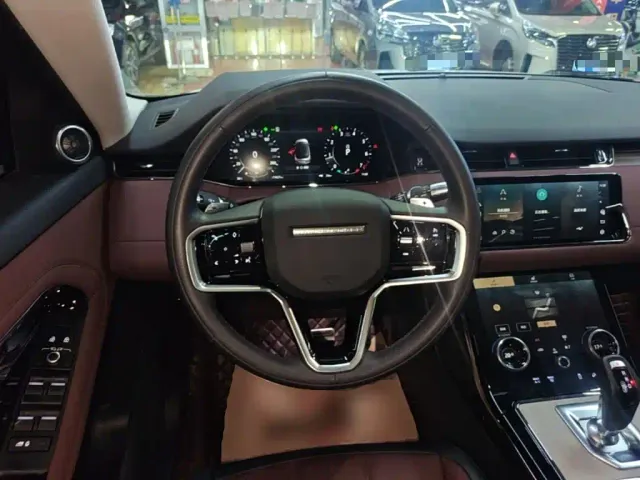 Land Rover Range Rover Evoque — Фото автомобиля 10