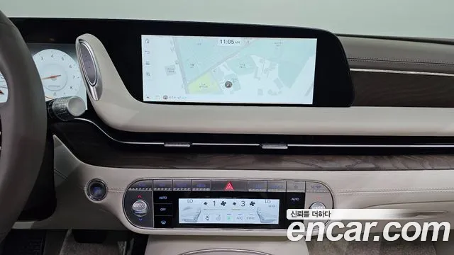 Genesis G90 Бензин 3.5 турбо AWD — Фото автомобиля 10