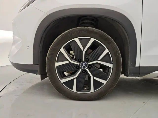 BYD Song L DM-i — Фото автомобиля 6