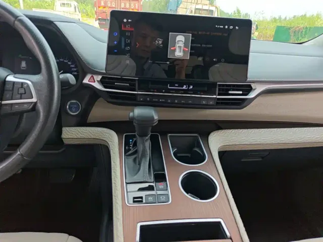 Toyota Sienna — Фото автомобиля 12