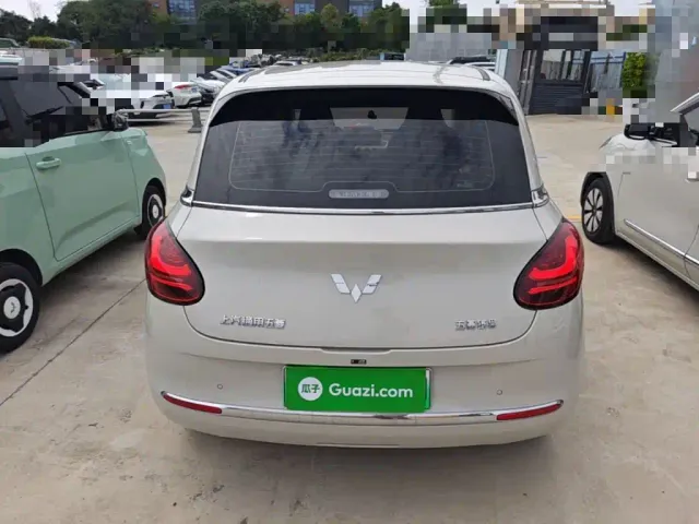 Wuling Bingo — Фото автомобиля 5