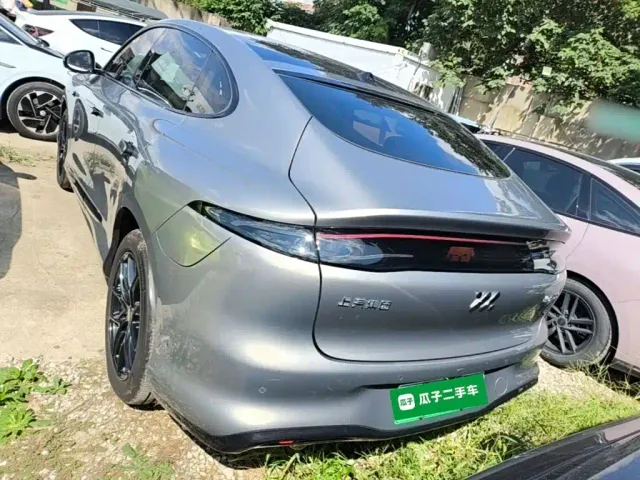 IM Motors LS6 — Фото автомобиля 5