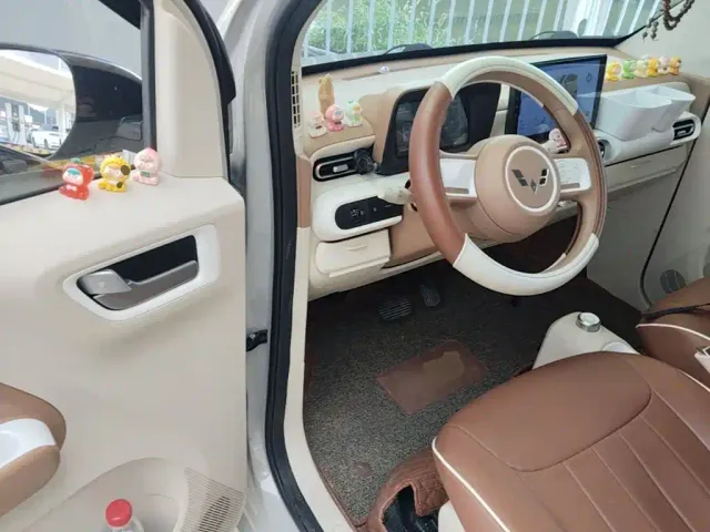 Wuling Hongguang Mini EV — Фото автомобиля 15