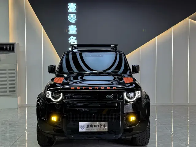 Land Rover Defender — Фото автомобиля 2