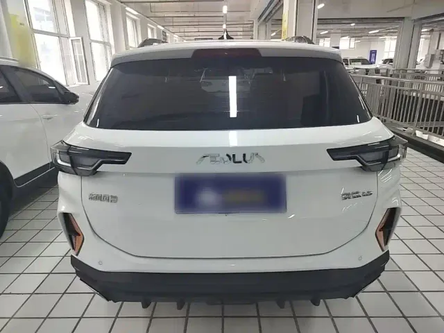 Dongfeng Yixuan GS — Фото автомобиля 5