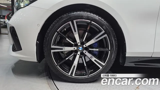 BMW 5-Series 5 серия (G60) 530i xDrive M Sport — Фото автомобиля 5