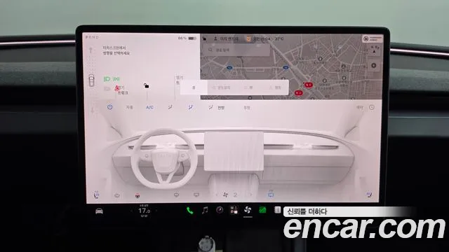 Tesla Model 3 — Фото автомобиля 12