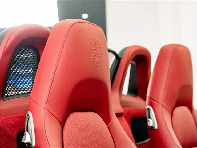 Porsche 718 — Фото автомобиля 22