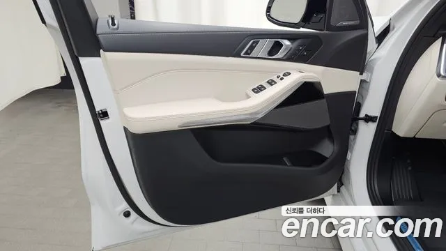 BMW X5 xDrive 40i M Sport — Фото автомобиля 22