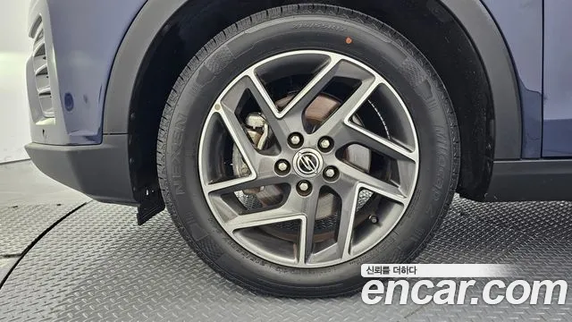 KG_Mobility_Ssangyong TIBOLI Very New Tivoli Бензин 1.5 2WD — Фото автомобиля 3