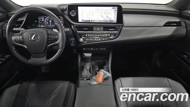 Lexus ES 7th Gen — Фото автомобиля 10