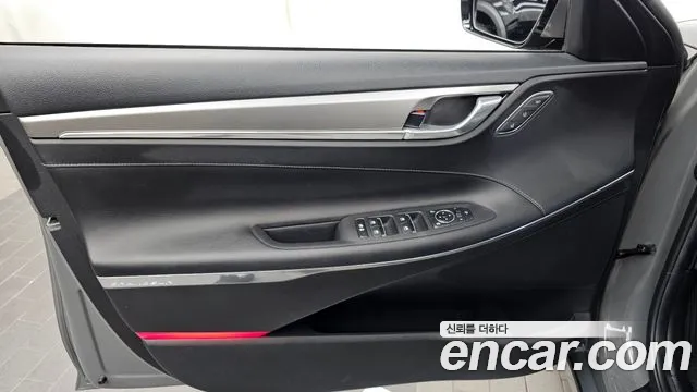 Hyundai Grandeur — Фото автомобиля 20