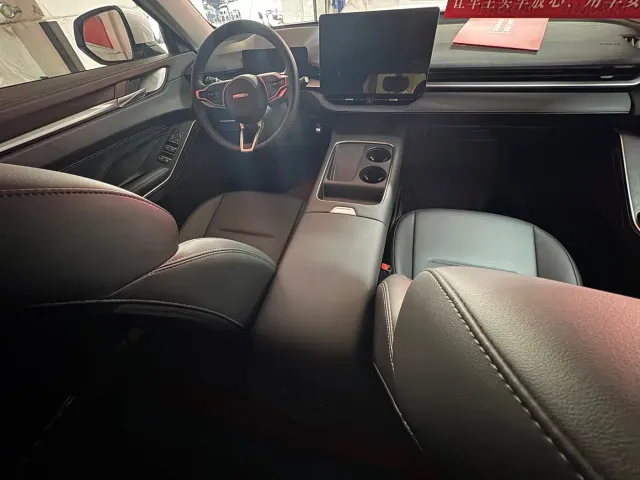 Haval H6 — Фото автомобиля 9