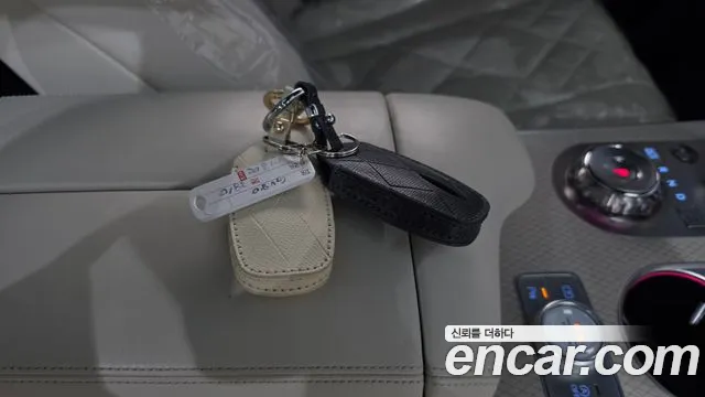 Genesis GV80 — Фото автомобиля 17