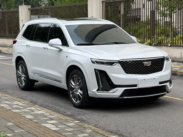 Cadillac XT6 — Фото автомобиля 4