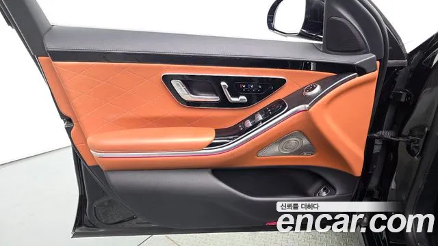 Mercedes-Benz S-Class — Фото автомобиля 23