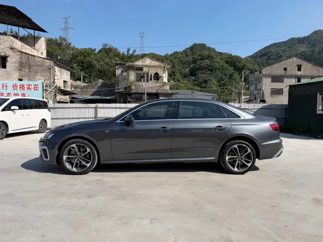 Audi A4L — Фото автомобиля 2