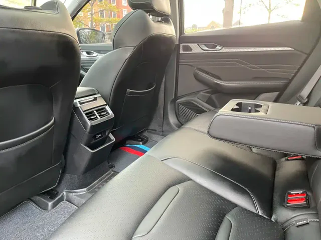 Geely Xingrui — Фото автомобиля 20