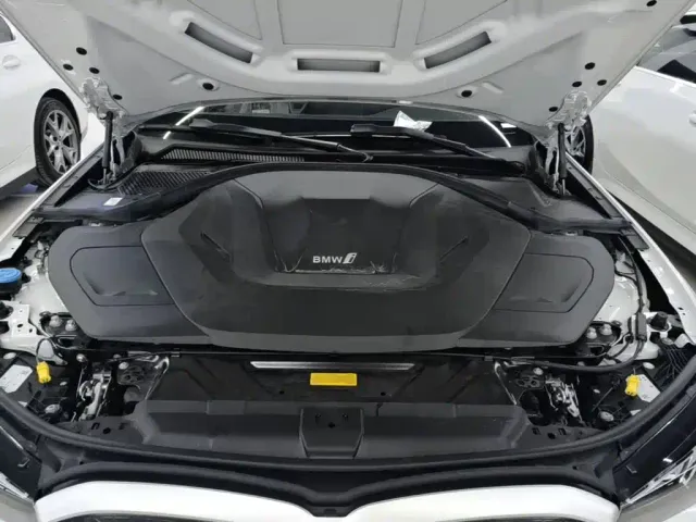 BMW i3 — Фото автомобиля 19
