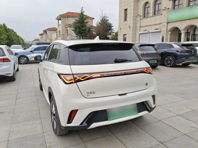 BYD Dolphin — Фото автомобиля 4