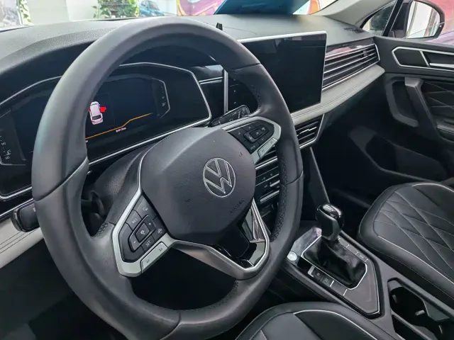 Volkswagen Tiguan L — Фото автомобиля 3