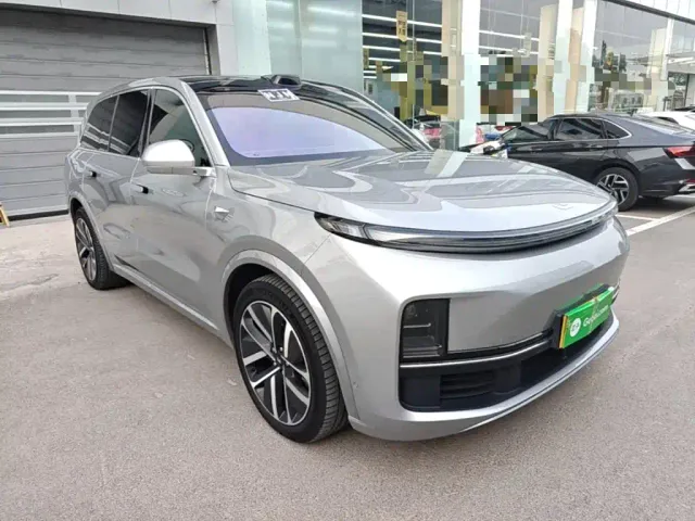 Li Auto L9 — Фото автомобиля 3