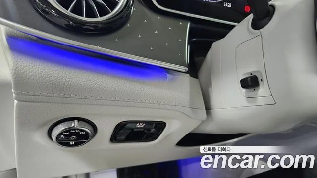 Mercedes-Benz EQE V295 — Фото автомобиля 11