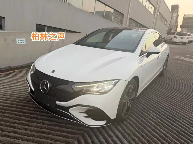 Фотография автомобиля — Mercedes-Benz EQE