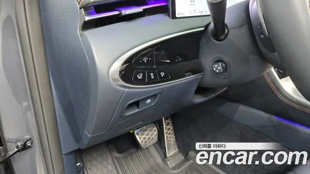 Genesis GV70 2.5T Бензин 2WD — Фото автомобиля 25