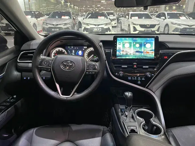 Toyota Camry 2021 2.0G Luxury Edition — Фото автомобиля 8