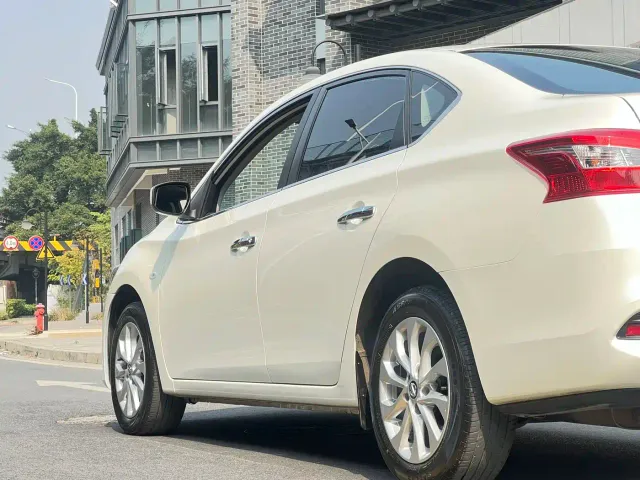 Nissan Sylphy — Фото автомобиля 15