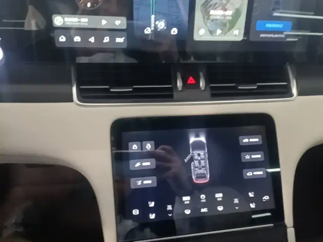 Li Auto ONE — Фото автомобиля 12