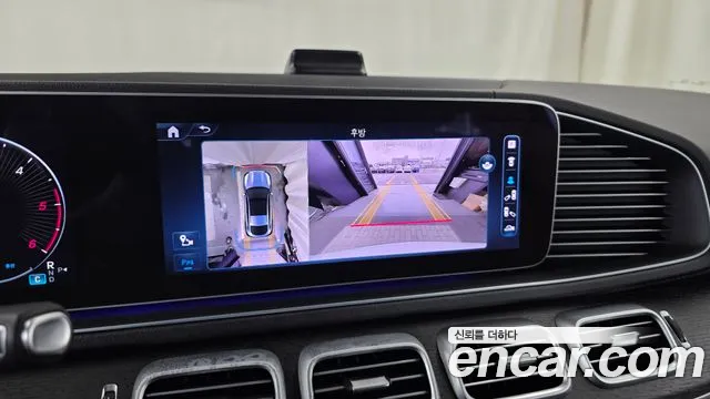 Mercedes-Benz GLE-Class — Фото автомобиля 11