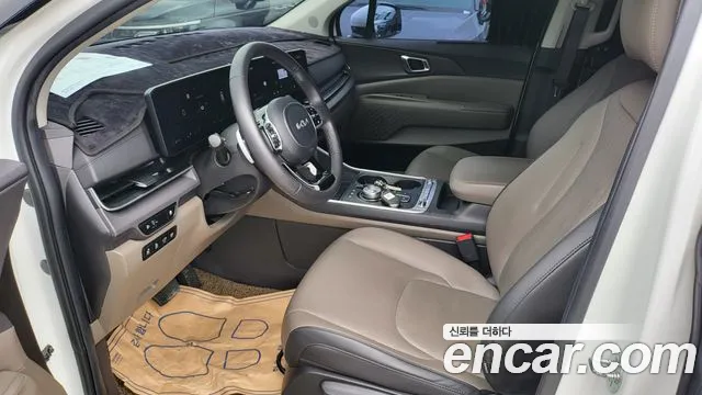 Kia Carnival Generation 4 — Фото автомобиля 13