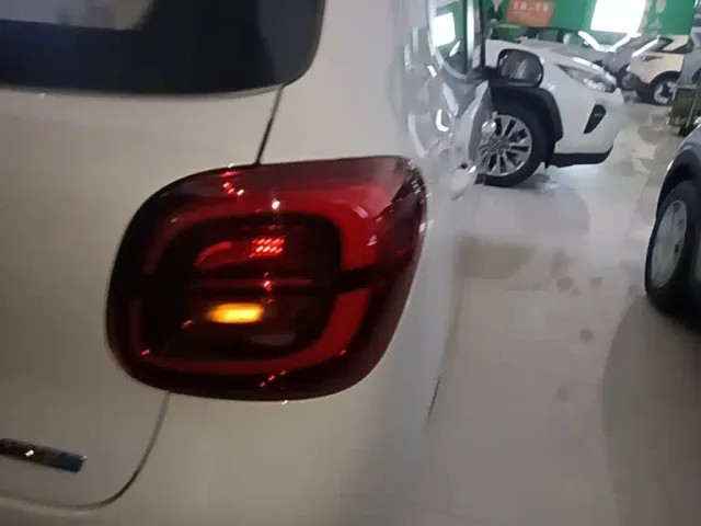 Wuling Hongguang Mini EV — Фото автомобиля 7