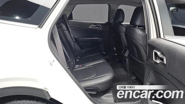 Kia Sportage Sportage 5-е поколение Дизель 2.0 2WD — Фото автомобиля 8
