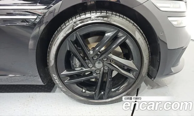 Genesis G80 RG3 — Фото автомобиля 6