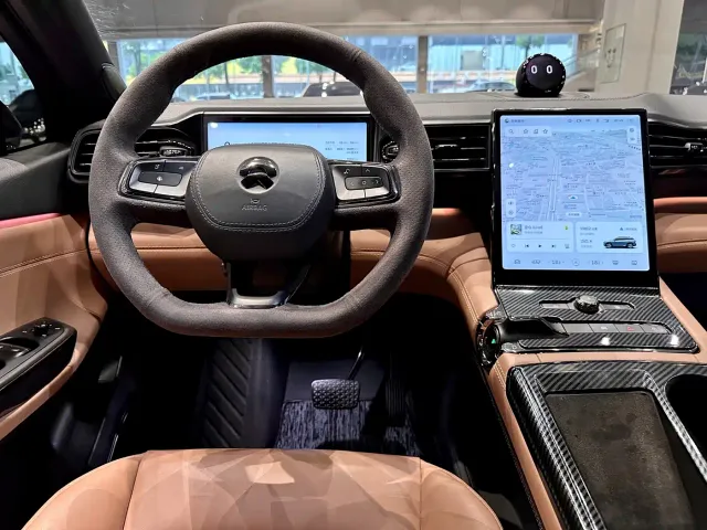 Nio ES6 — Фото автомобиля 17