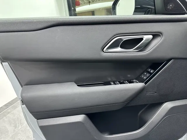 Land Rover Range Rover Velar — Фото автомобиля 16