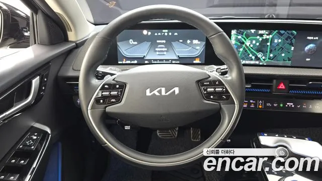 Kia EV6 — Фото автомобиля 13