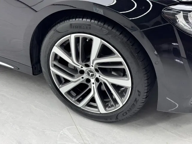 Mercedes-Benz Mercedes-Benz E-Class 2024 E 300 L Fashion — Фото автомобиля 6
