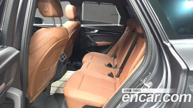 Audi Q5 FY — Фото автомобиля 26