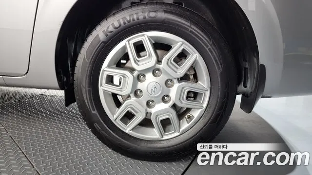 Hyundai Staria Staria Карго 3 места — Фото автомобиля 18