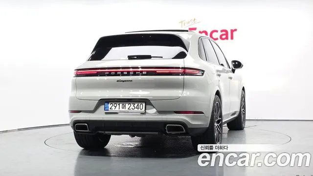 Porsche Cayenne — Фото автомобиля 4