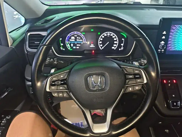 Honda Elysion — Фото автомобиля 10