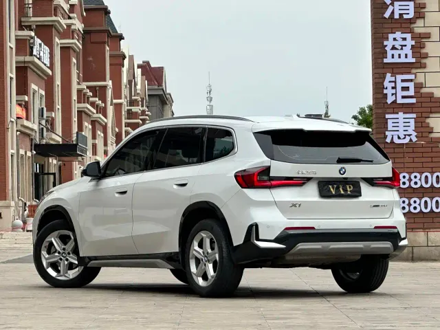 BMW X1 — Фото автомобиля 6