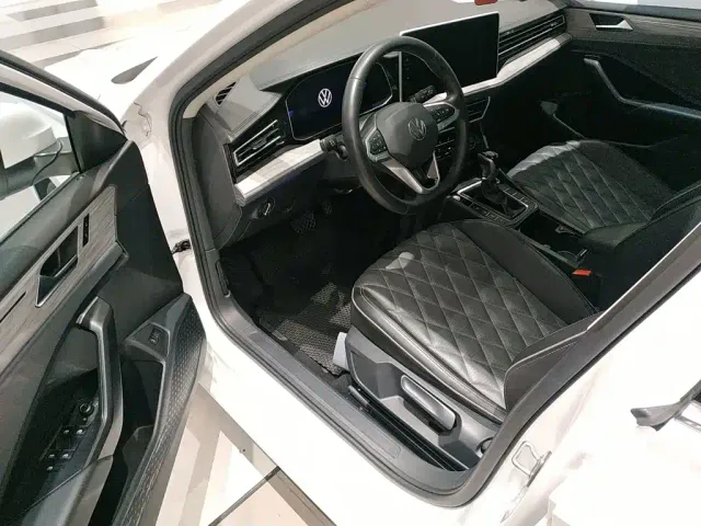 Volkswagen Sagitar — Фото автомобиля 15